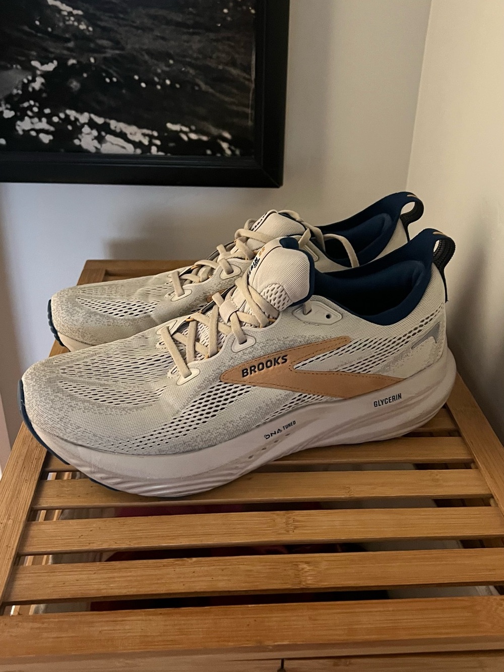 Brooks Men’s Glycerin 22 running shoes in an off-white cream colorway, size 12